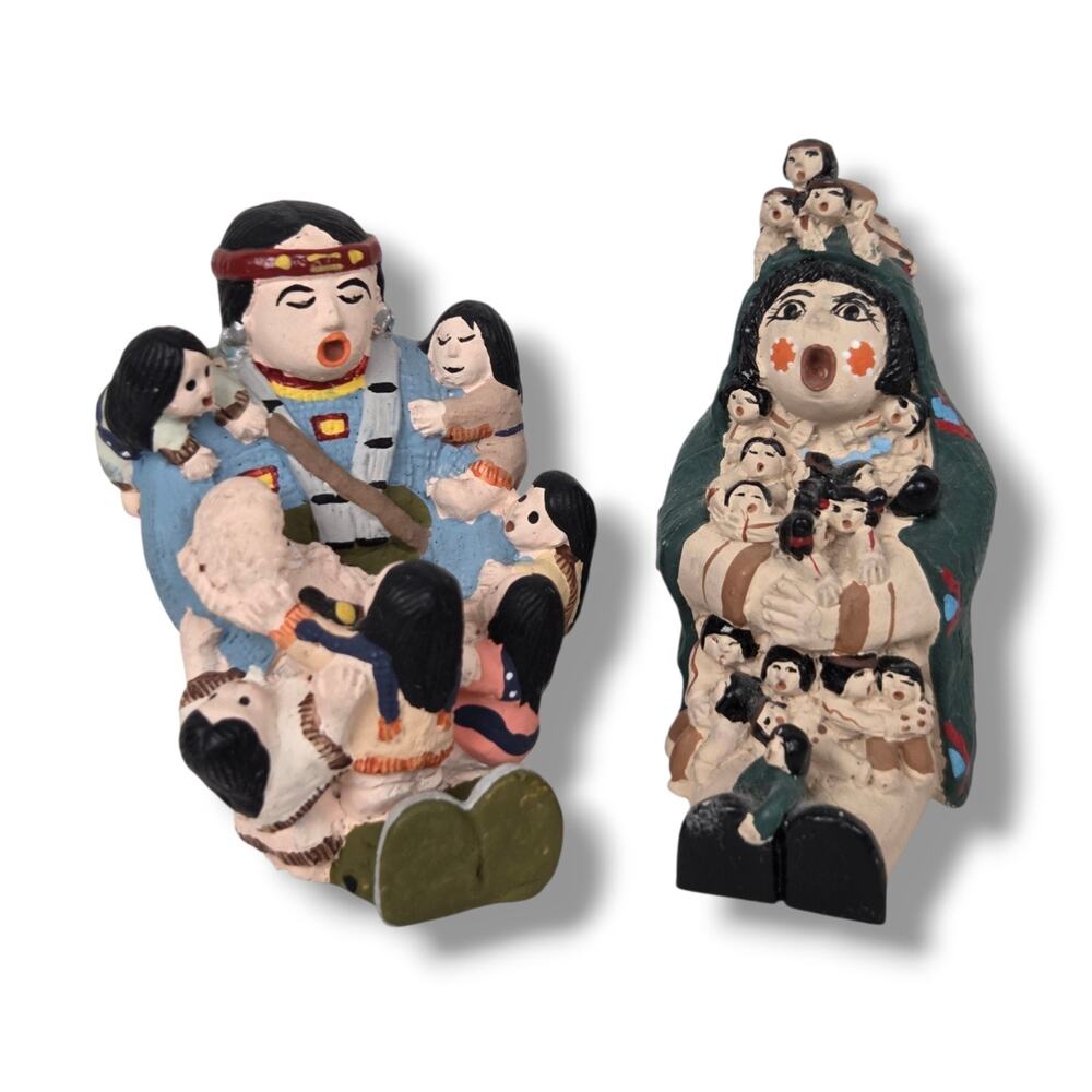 Pueblo Storyteller Miniature Pottery Children Papoose Native American Figurine